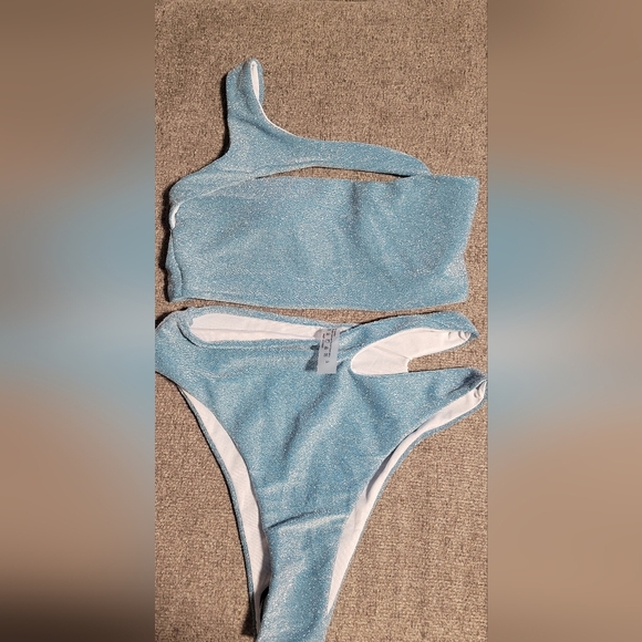 Sparkling Blue One-Shoulder Bikini Set - Picture 2 of 5